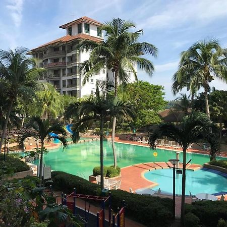 Rezeki Mahkota Hotel Malacca Exterior foto